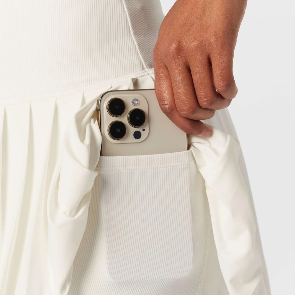Recess Skort with Pleats, Size S - Picture 4 of 7
